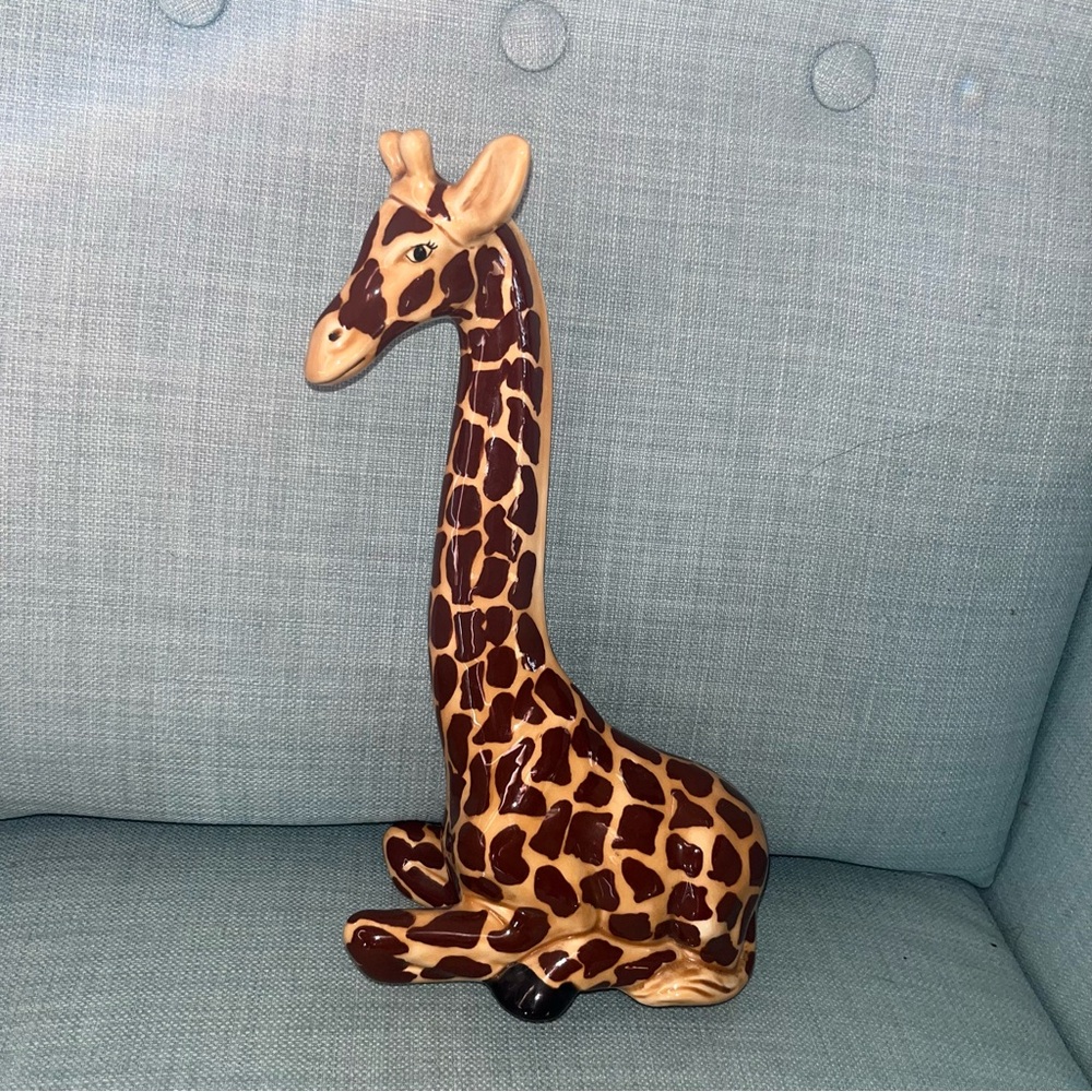 Handmade and Hand-Painted Ceramic Giraffe Figurine RARE Gorgeous Detail Safari